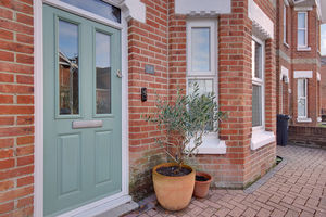 Front External- click for photo gallery